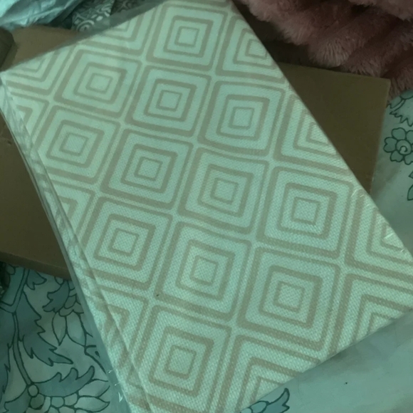 Geometric Pattern Throw Pillows - Picture 4 of 4